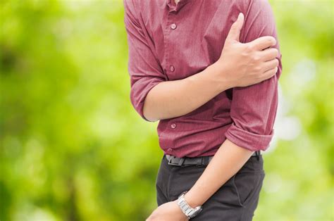 Upper Arm Pain: Causes, Diagnosis & Treatment